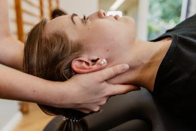 Nackenbehandlung in der Physiotherapie