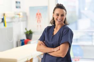 Physiotherapeutin in der Praxis