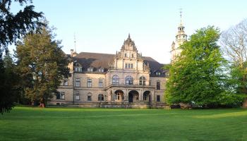 Schule Dr. Kurt Blindow Bückeburg, Palais